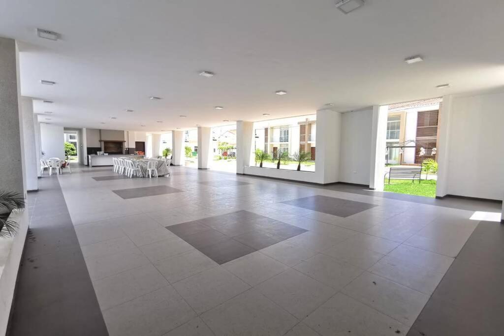 Mi Casa, Su Casa - Moderno Y Chic. Villa Santa Cruz de La Sierra Luaran gambar