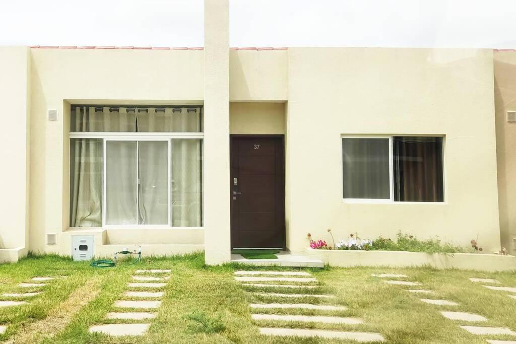 Mi Casa, Su Casa - Moderno Y Chic. Villa Santa Cruz de La Sierra Luaran gambar