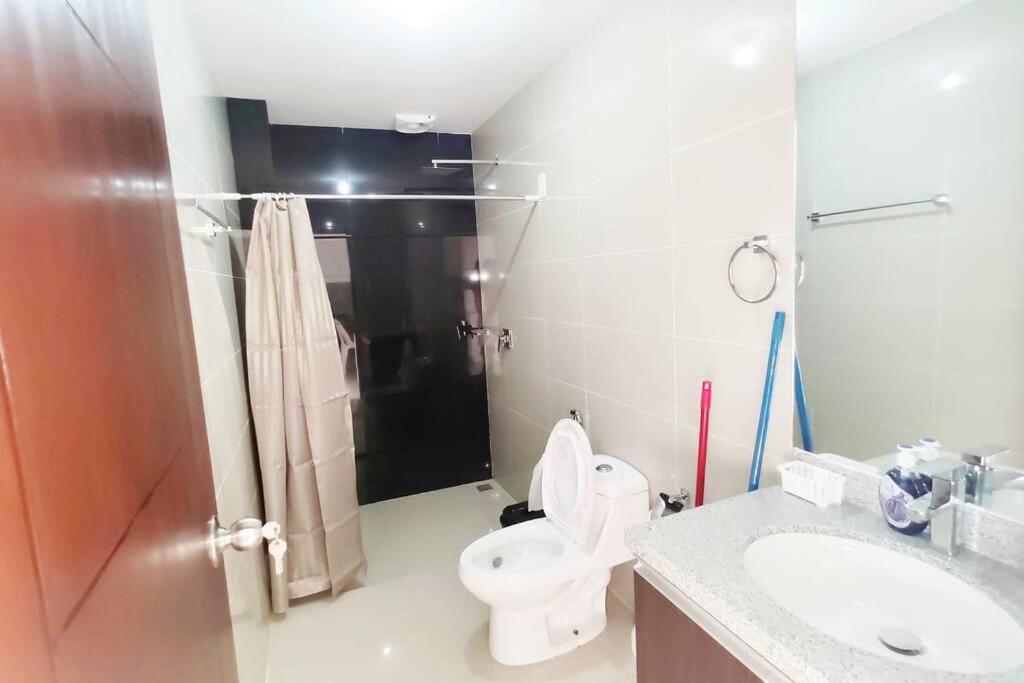 Mi Casa, Su Casa - Moderno Y Chic. Villa Santa Cruz de La Sierra Luaran gambar